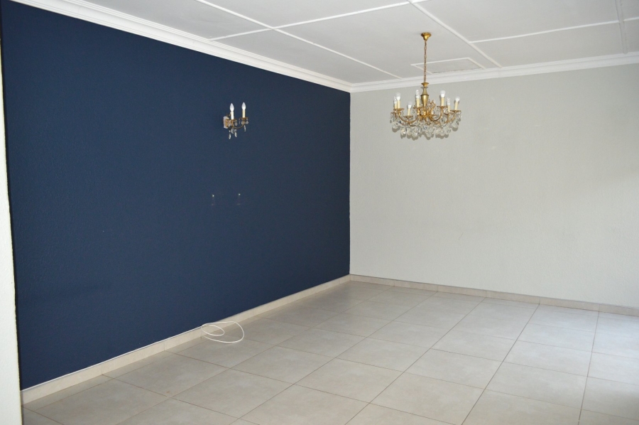 3 Bedroom Property for Sale in Flamwood North West